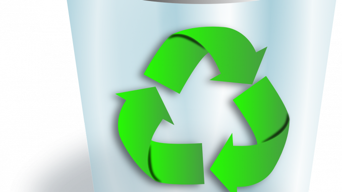trashcan-146455_1280